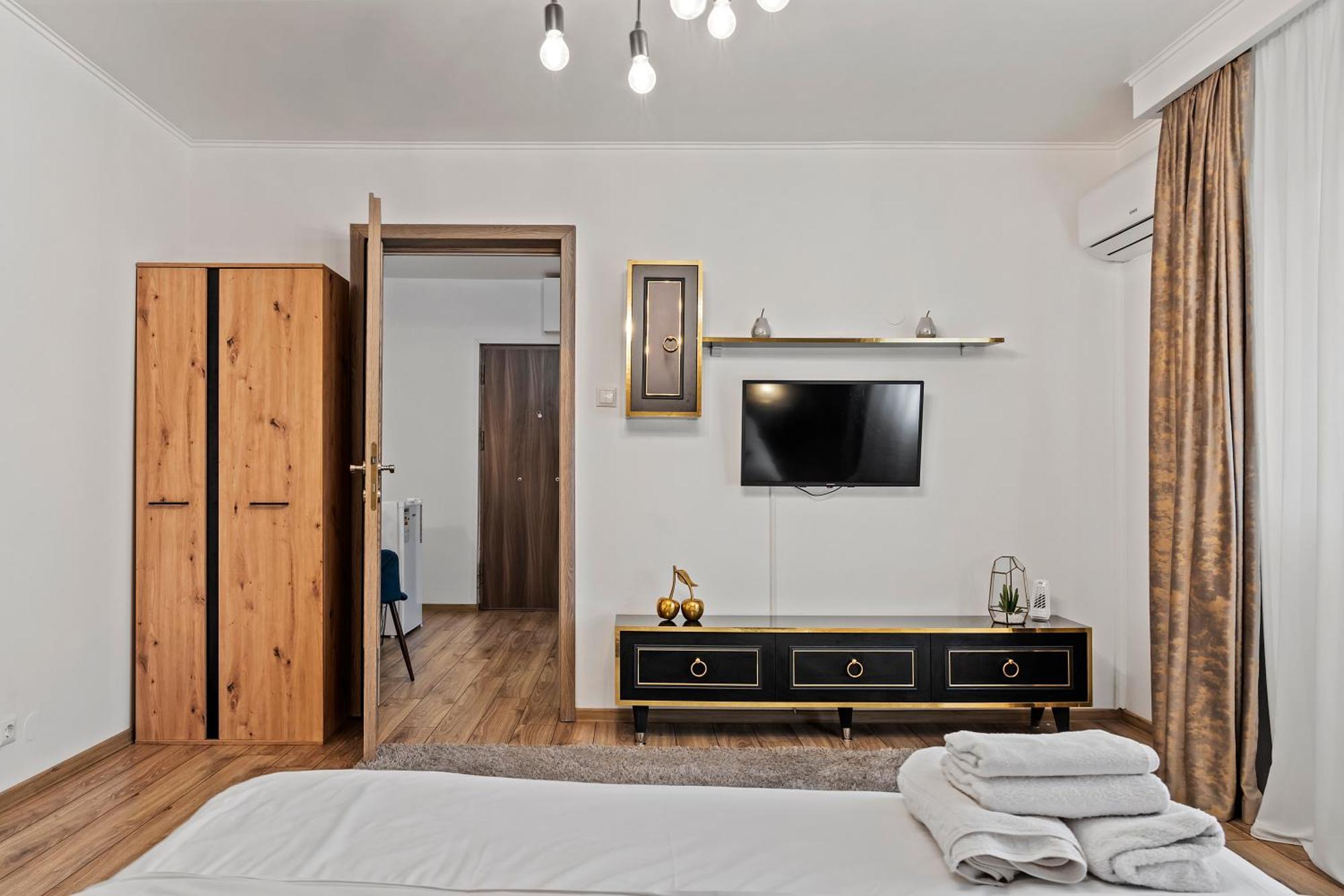 Garsoniera De Lux Si Eleganta Drumul Taberei Bükreş Dış mekan fotoğraf